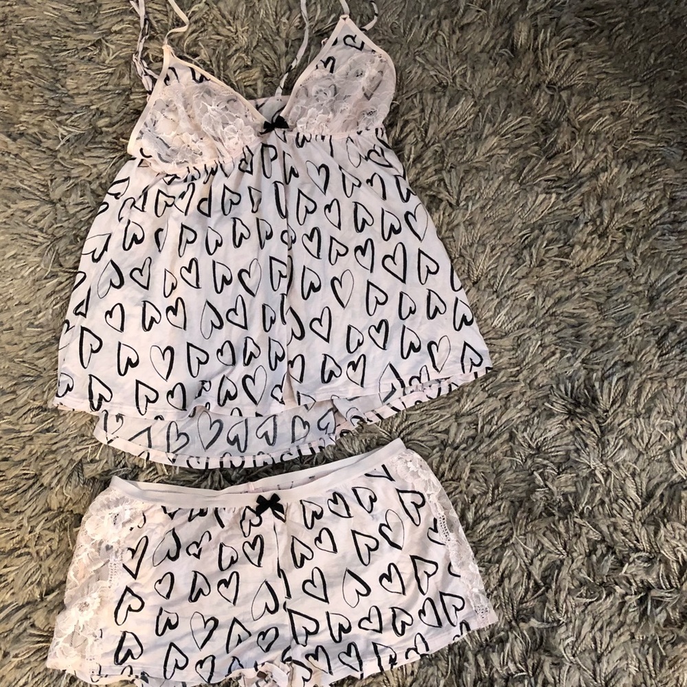SOLD - Victoria’s Secret sleepwear set